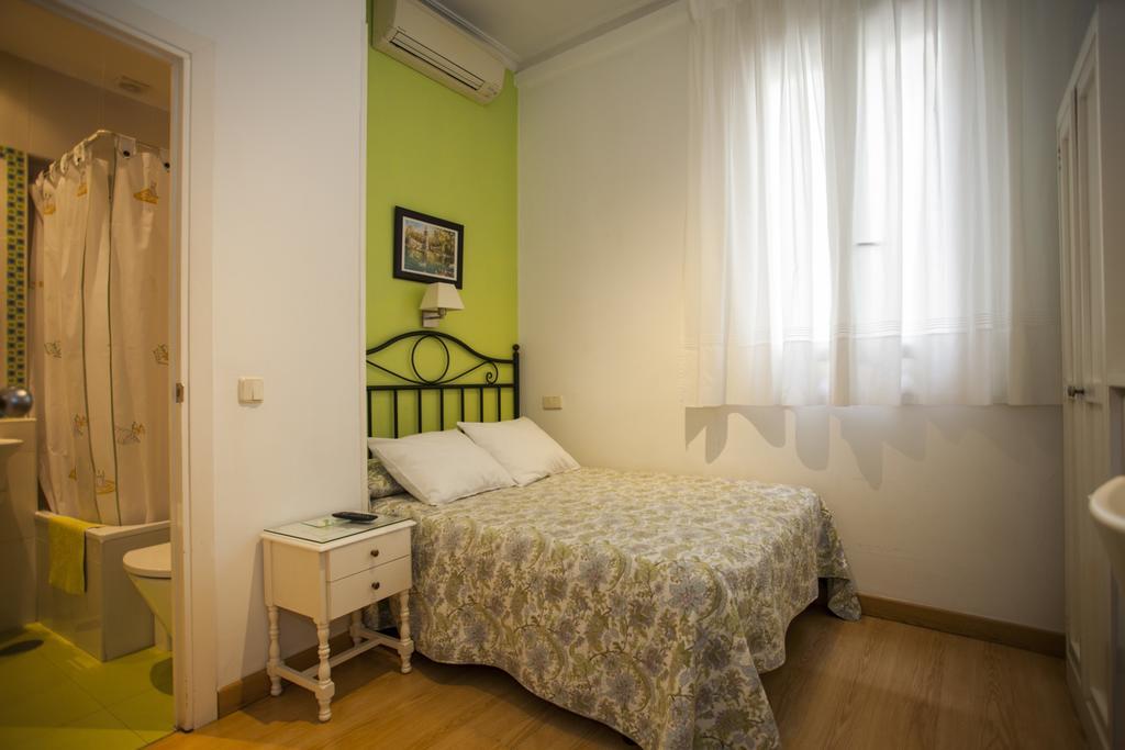 Ava Rooms Madrid Exterior foto